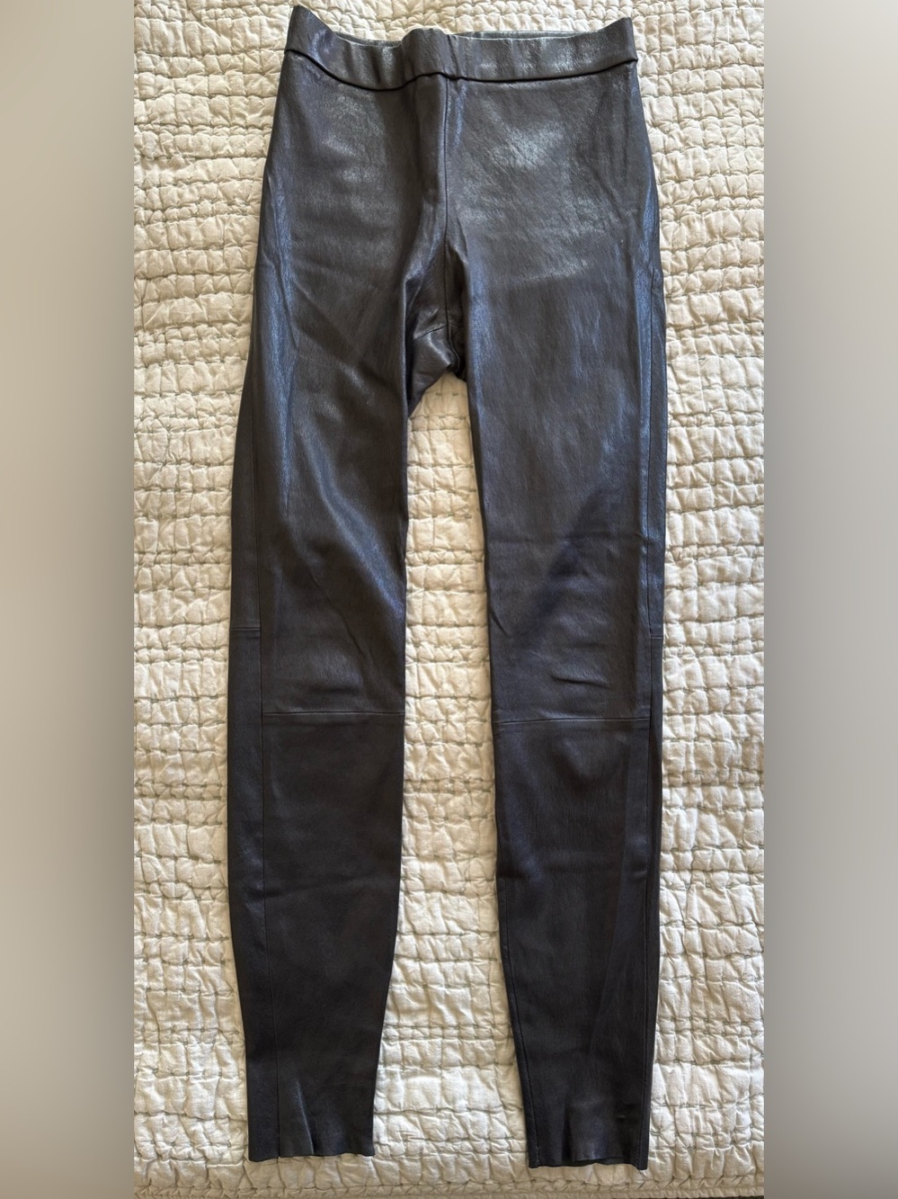 100% Genuine Leather Leggings in Black